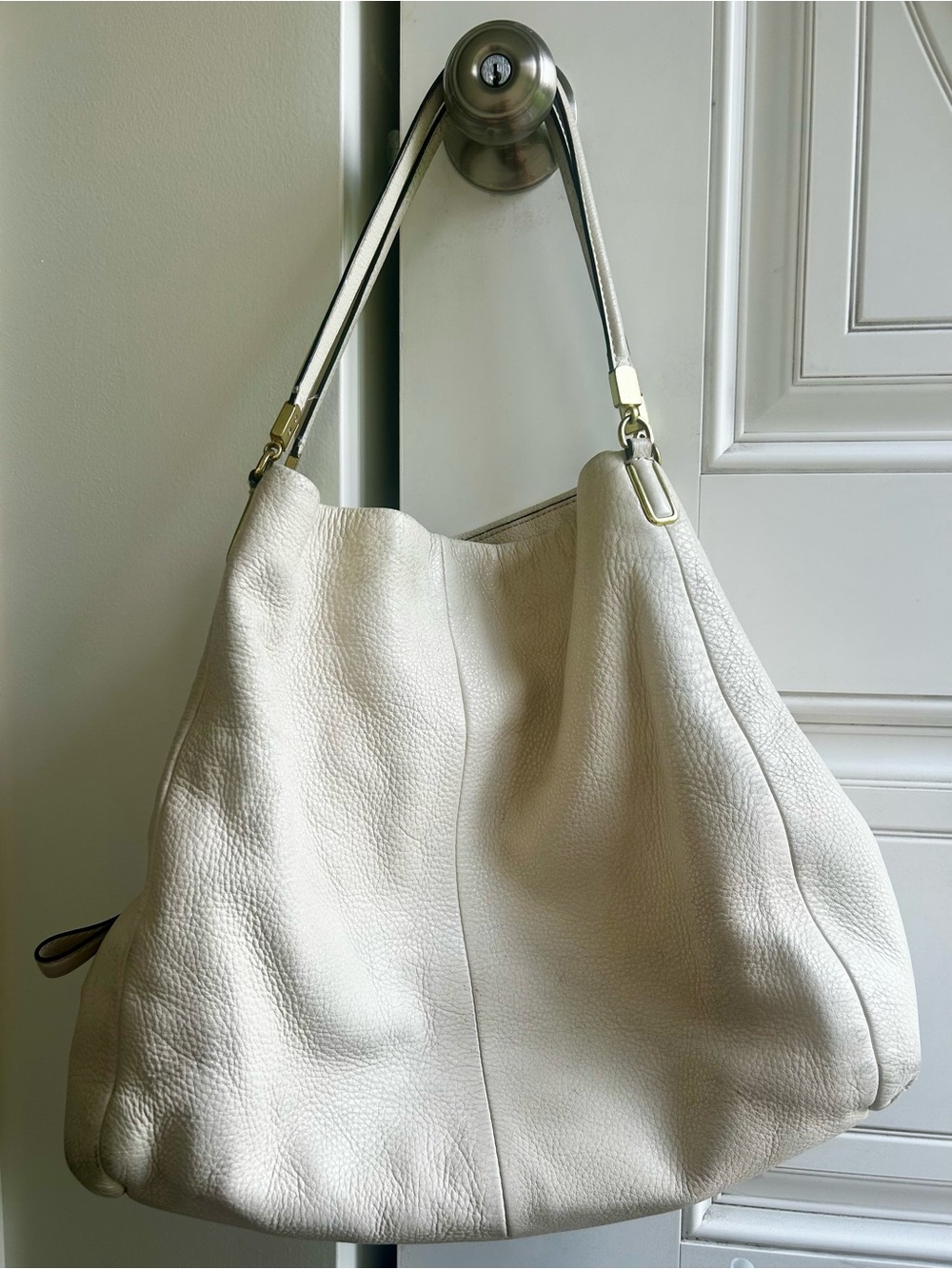 Coach Cream Pebbled Leather Hobo bag - Picture 11 of 13